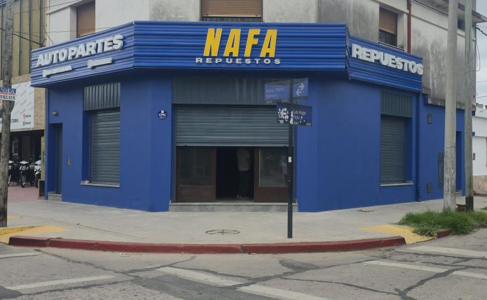 Fachada del local Nafa Repuestos en Córdoba